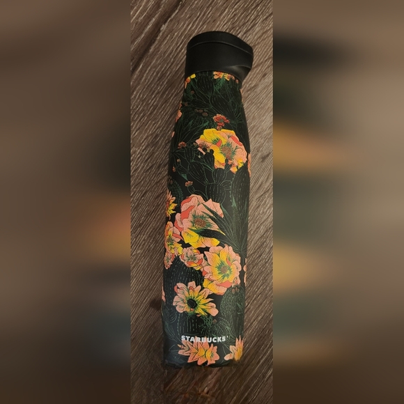 Starbucks Tumbler 20 Fl Oz Flower Pattern Special Edition - Picture 2 of 3